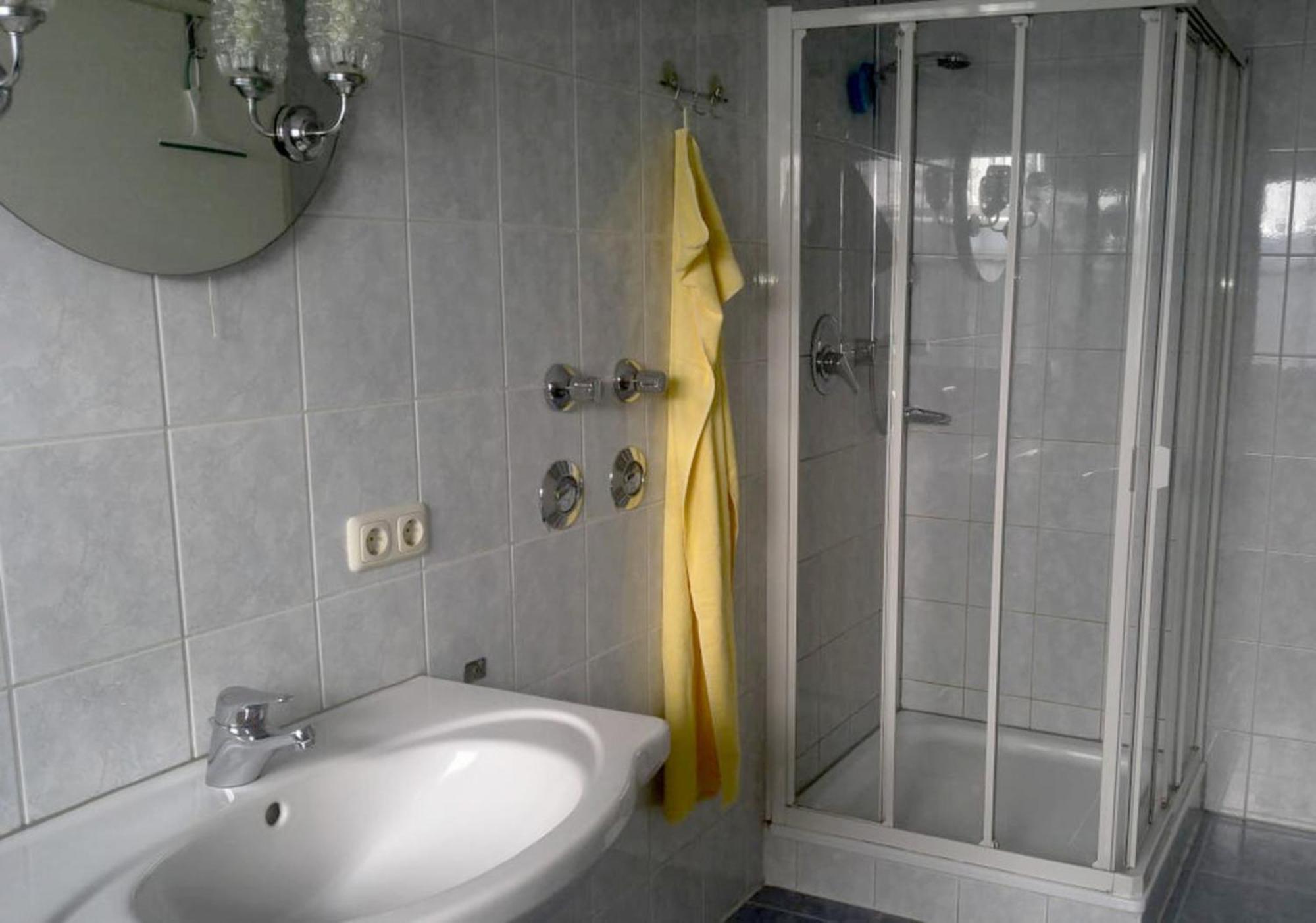 Gaestehaus Am Rathaus, Mehrbettzimmer 1 Hohenpeissenberg Ngoại thất bức ảnh