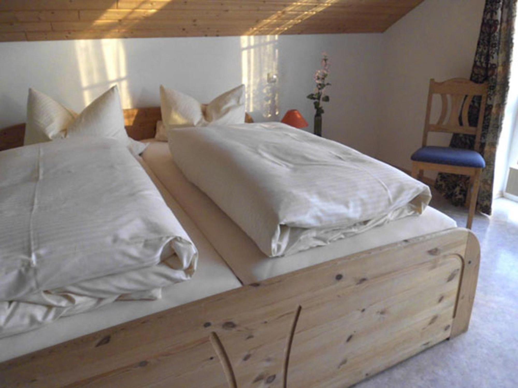 Gaestehaus Am Rathaus, Mehrbettzimmer 1 Hohenpeissenberg Ngoại thất bức ảnh